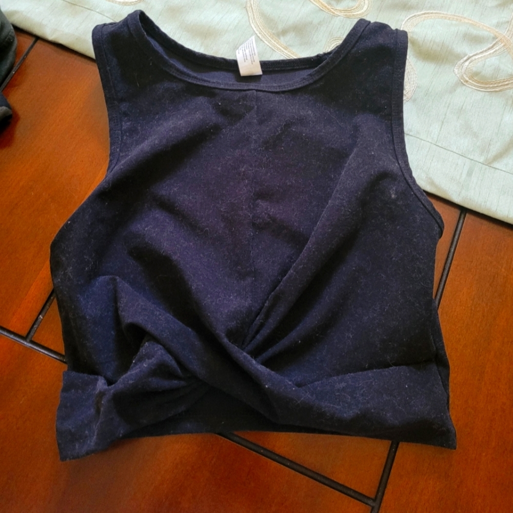 Black Yogalicuous Lux Active Twist Crop, Size Small